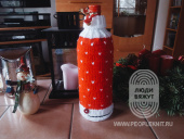 Рождественский наряд для винной бутылки, схема вязания на сайте Люди Вяжут