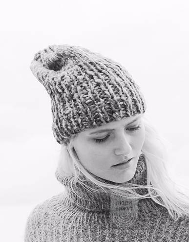 Шапка, связанная лицевой гладью, схема вязания на сайте Люди Вяжут