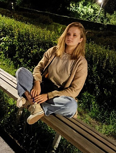 Алина Ахлестина 