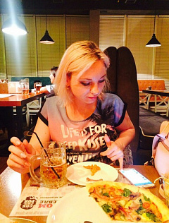Анна Ли 