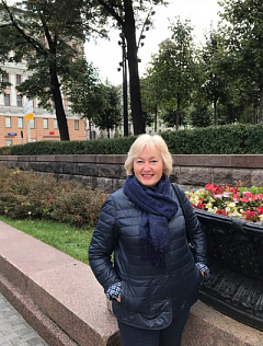 Елена Пешкова 