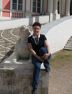 Елена Толстова 